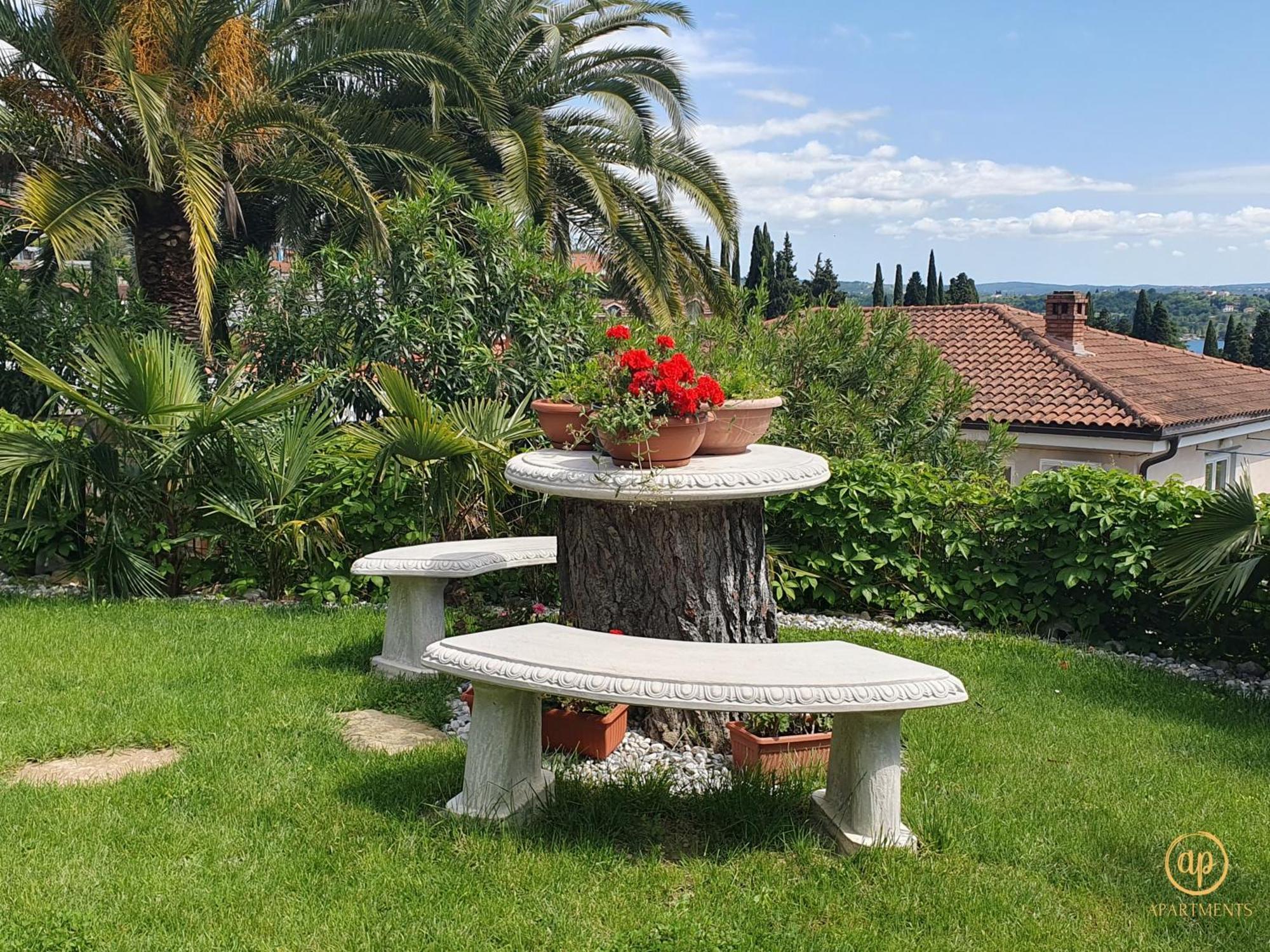 בפורטורוז Apartment With Seaview And Garden For 6 מראה חיצוני תמונה